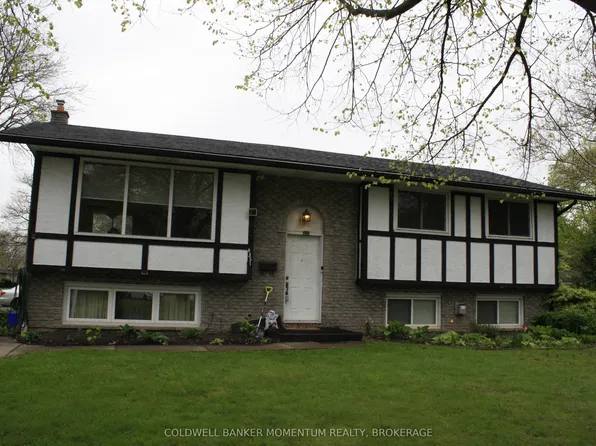 4351 Briarwood Ave, Niagara Falls, ON L2E 5W2