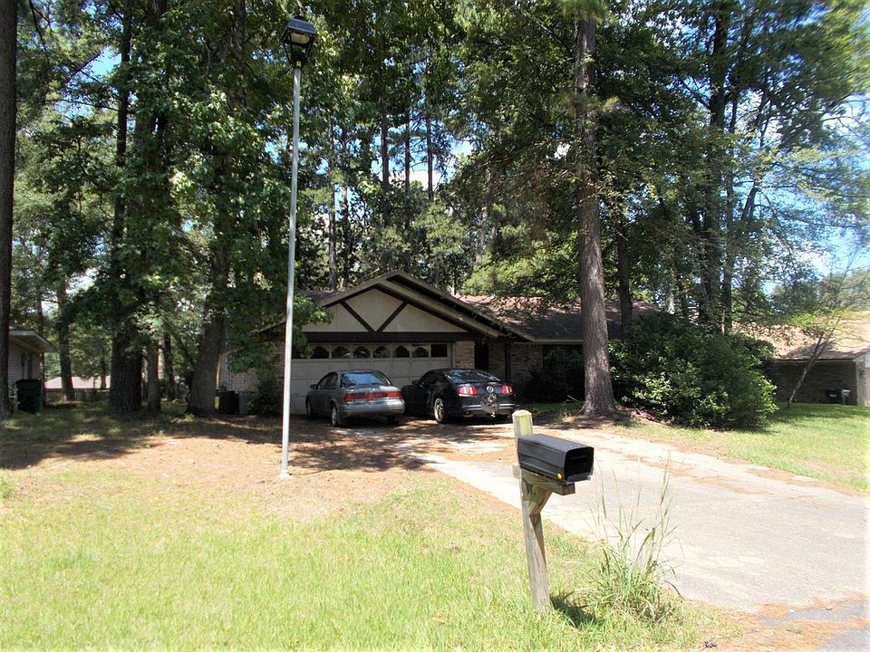 1st image of 2921 Loriwood Dr