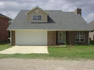 18 Humphery Ln, Columbus, MS 39701