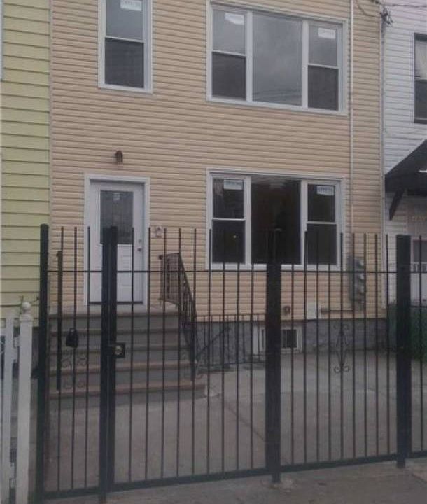 12604 89th Ave, Richmond Hill, NY 11418 Zillow