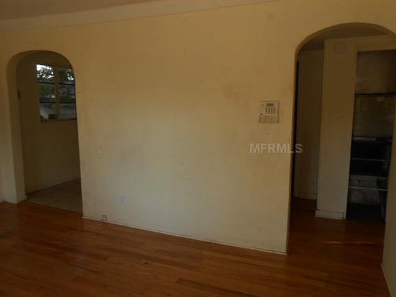 4th image of 4116 3rd Ave S