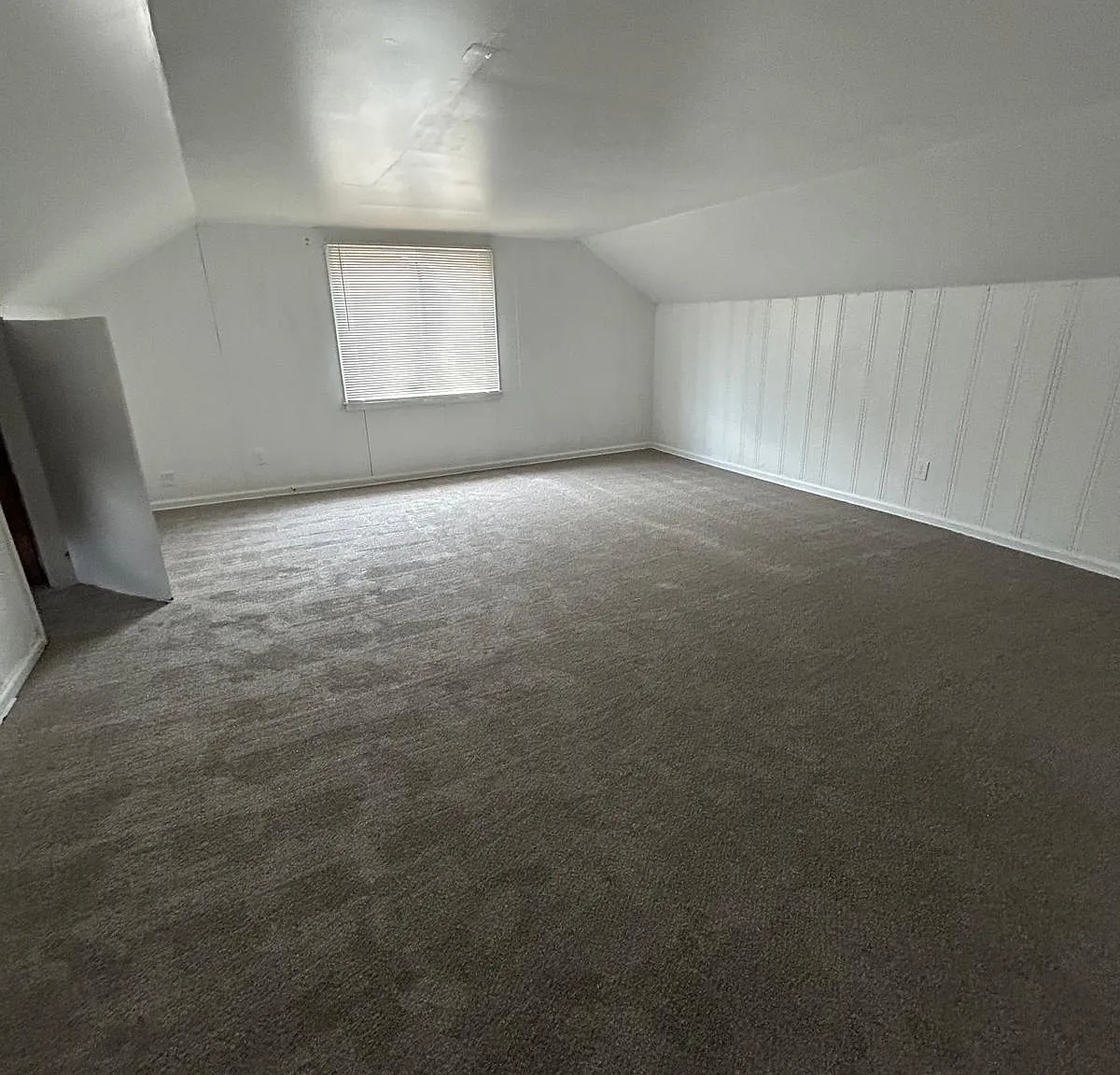 3 bed, 1700 sqft, $1,500 — Photo 2