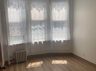 582 Jersey Ave, Jersey City, NJ 07302