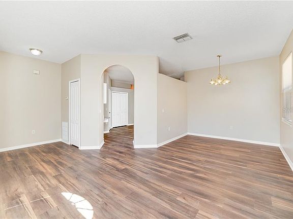 3rd image of 16043 Green Cove Blvd