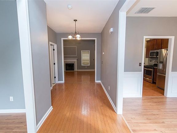2nd image of 1280 Sunhill Dr