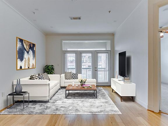 2nd image of 300 Saint Joseph Pkwy APT 204