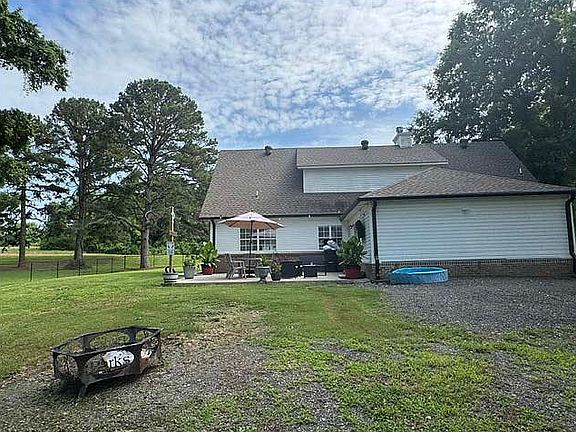 2nd image of 2 Greenbrier Hts