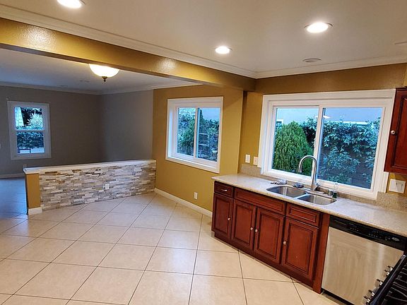 5th image of 4484 Autumnglen Ct