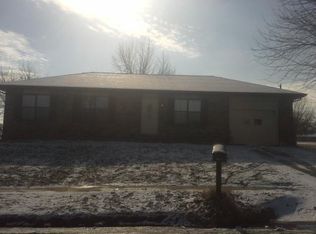 2010 E Rosewood St, Republic, MO 65738