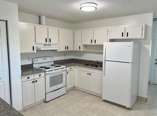 4370 Line Dr, West Palm Beach, FL 33406