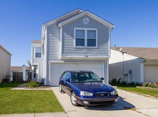 1302 Crescent Dr, Greenwood, IN