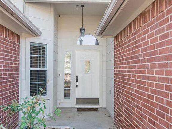 4th image of 15220 Faircrest Dr
