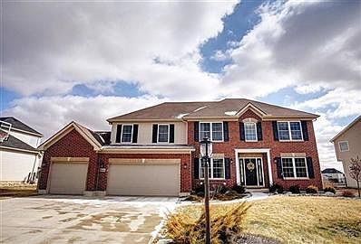 2nd image of 1346 Lyndhurst Dr