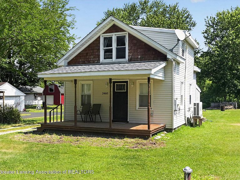 Listing photo 4