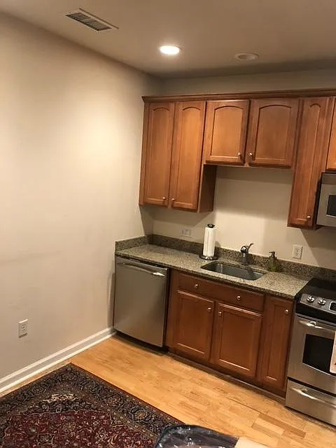 2 bed, 1310 sqft, $3,500 — Photo 4