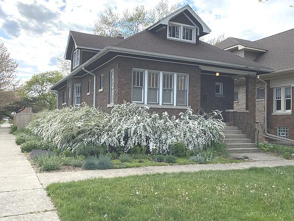 2nd image of 911 Lathrop Ave
