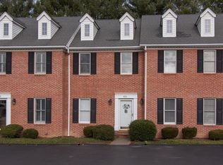821 Wayne Ave, Abingdon, VA 24210