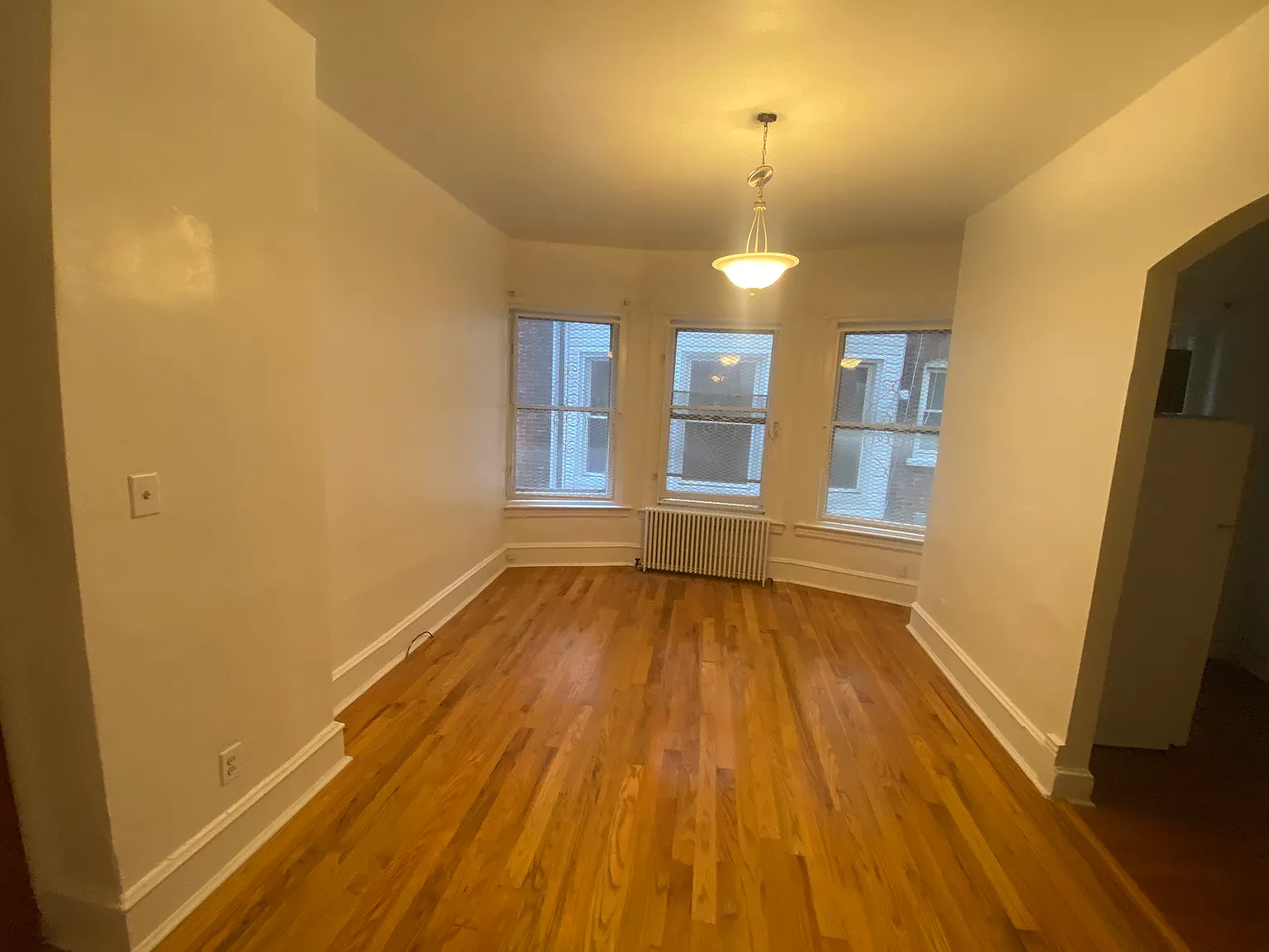 1 bed, $1,050 — Photo 2
