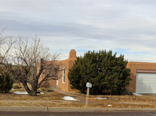 2244 Calle Cacique, Santa Fe, NM 87505