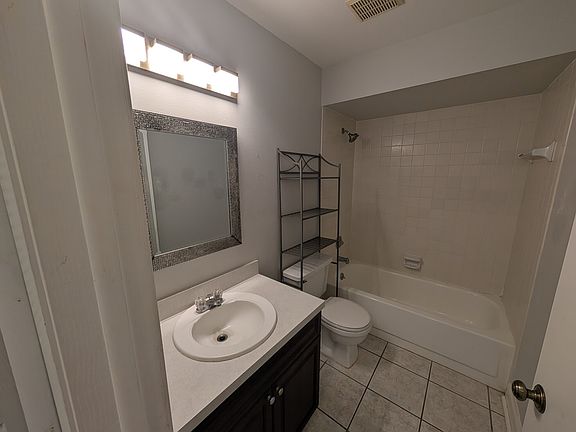 3rd image of 7807 Amberlea Ct
