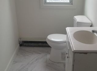 8 Ridgewood St APT 3, Waterbury, CT 06710