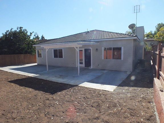 4th image of 6 Las Flores Dr