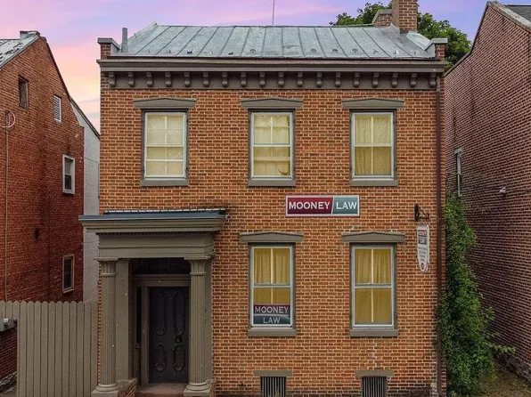 213 S Hanover St APT 3, Carlisle, PA 17013