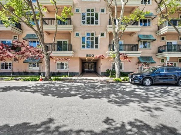 200 Sheridan Ave APT 104, Palo Alto, CA 94306