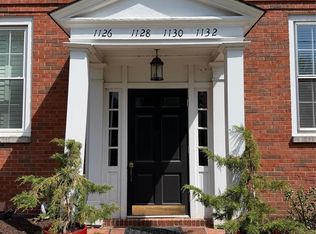 1130 S Mason Rd, Saint Louis, MO 63131
