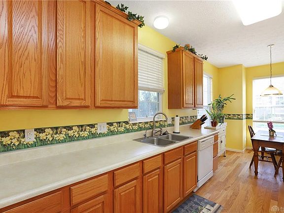 5th image of 2536 Greenside Dr