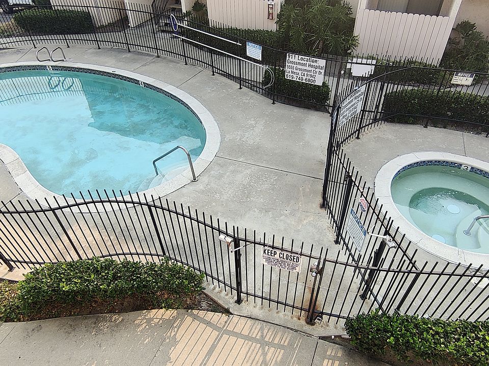 Pool & spa area, as viewed from the balcony.