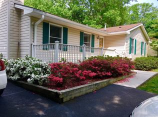 1012 Draper Rd SW, Blacksburg, VA 24060