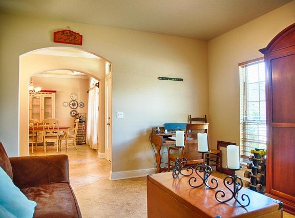 5th image of 1736 Twin Pine Blvd