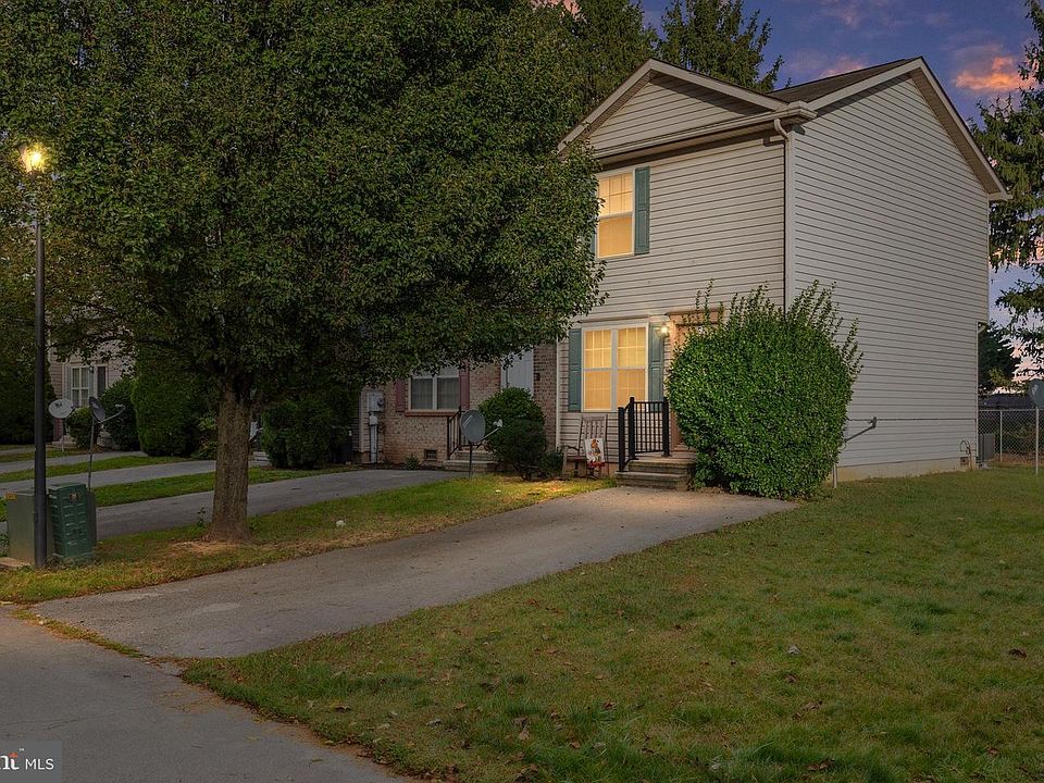 1st image of 45 Dorothy Ct