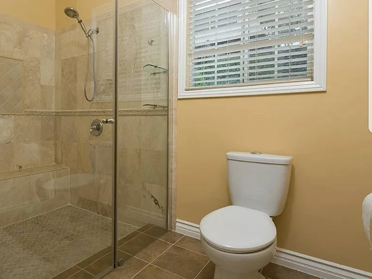 1509 Hollencrest Dr — Photo 21
