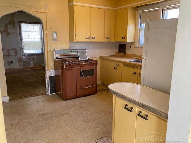 8442 Central St, photo 15