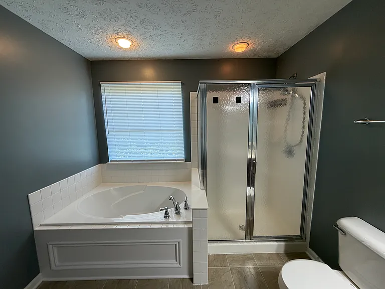 2537 Thorney Wood Ln — Photo 23