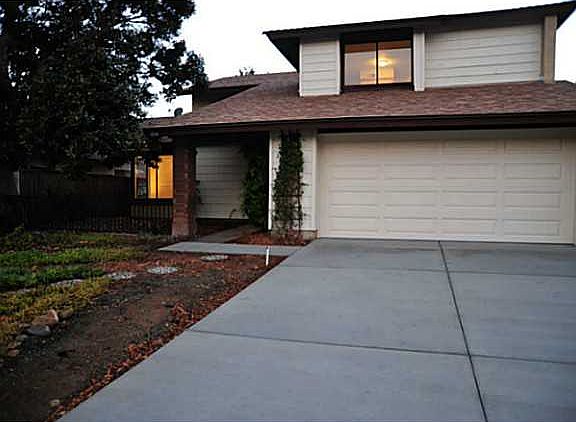 2nd image of 13036 Entreken Ave