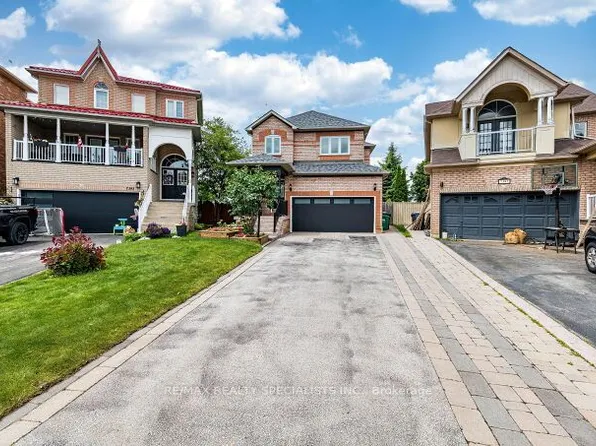 7389 Banffshire Ct, Mississauga, ON L5N 7Z9