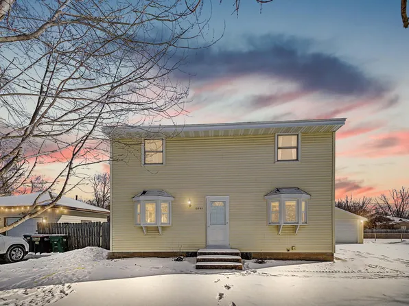 10551 President Dr NE, Blaine, MN 55434