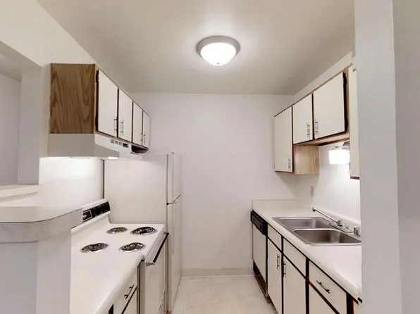 N83W13682 Fond Du Lac Ave #58, Menomonee Falls, WI 53051