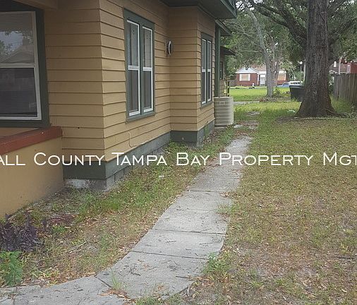 2nd image of 936 19th Ave S