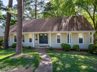 3017 Foxcroft Rd, Little Rock, AR 72227