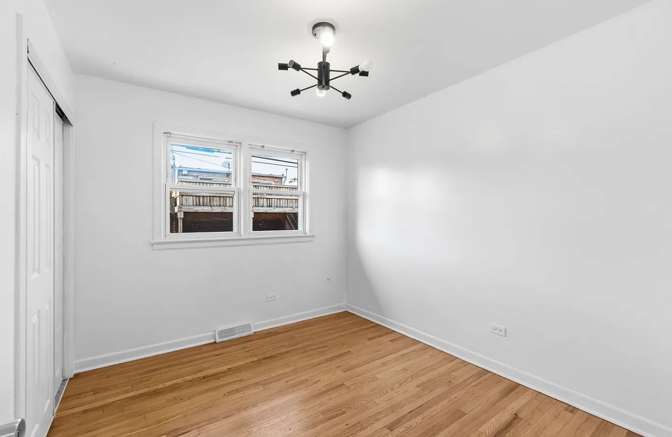 8344 Kedvale Ave — Photo 2