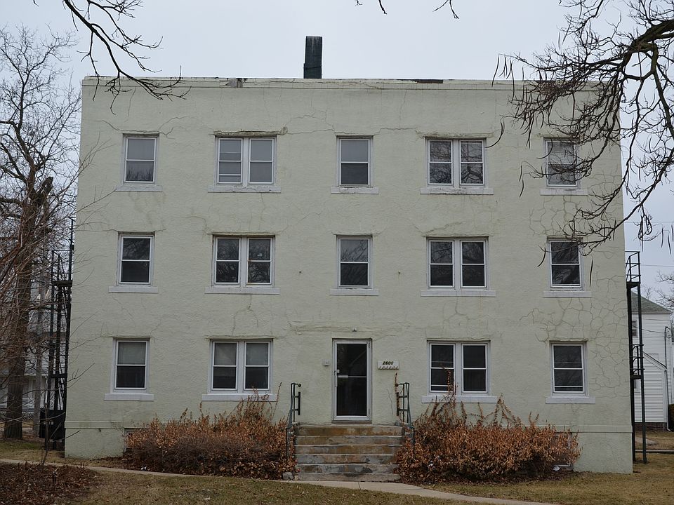 2600 Cottage Grove