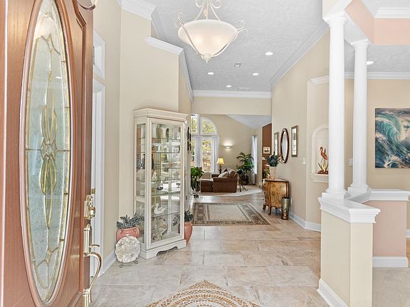 3rd image of 913 Morrall Dr.