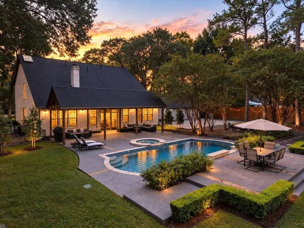 14026 Champions Hamlet Ct, Houston, TX 77069