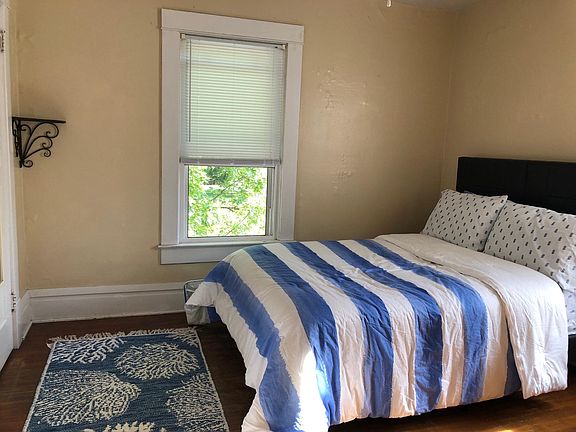 3rd image of 41 Winspear Ave