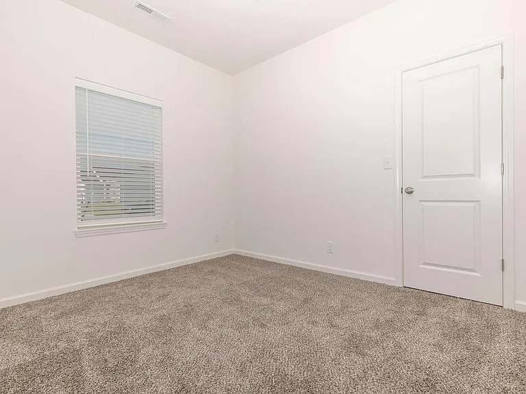 Avalon Bluffs — Photo 93