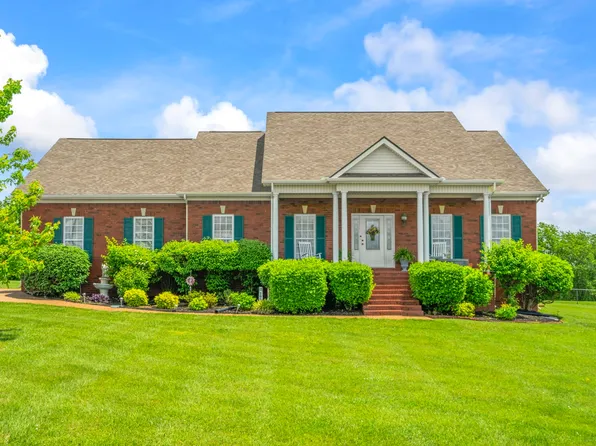 1006 Kamber Leigh Dr, Cedar Hill, TN 37032